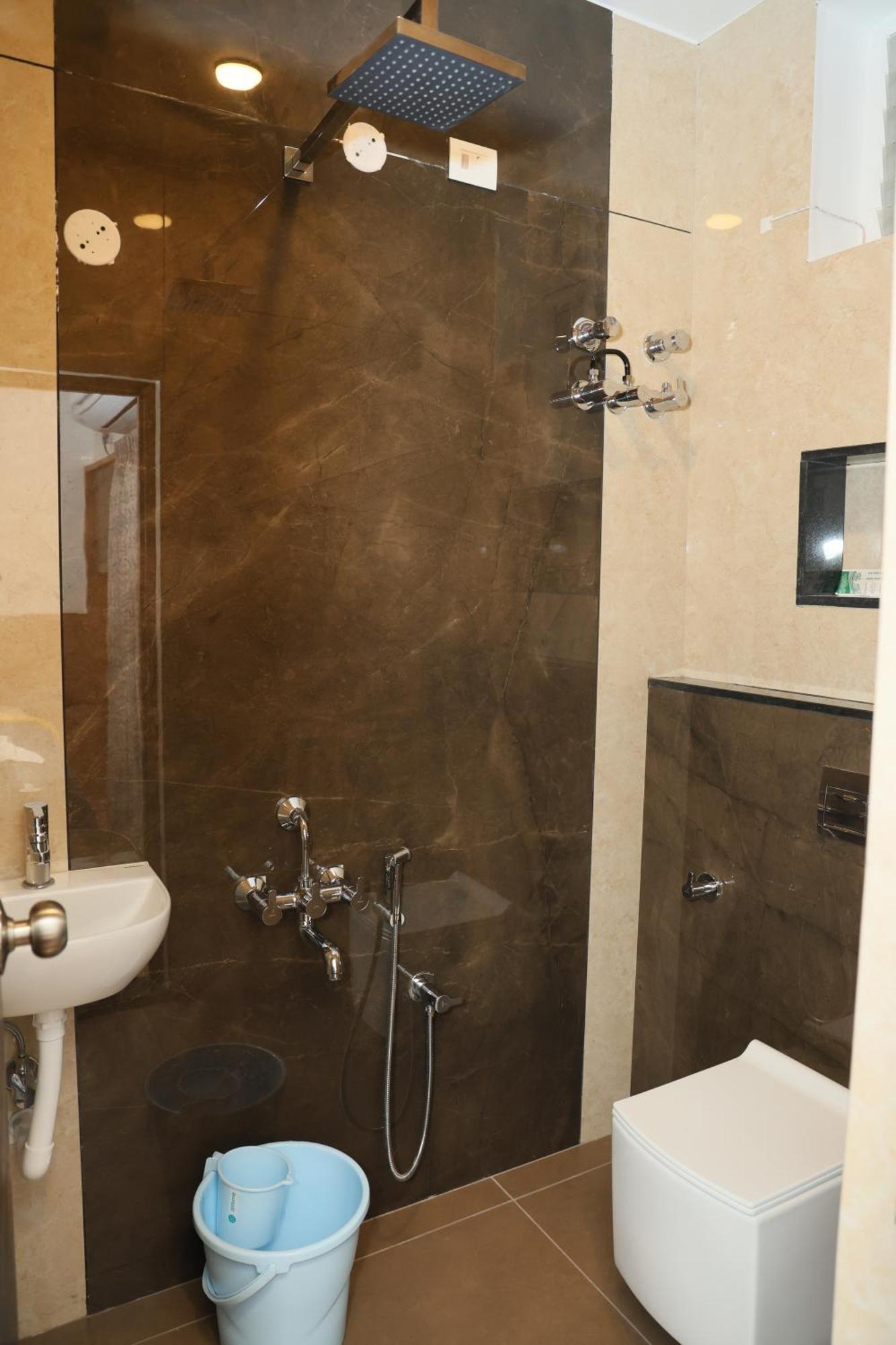 Eagle Inn Stay Kanchipuram Zewnętrze zdjęcie